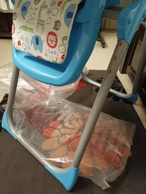 Juniors brand high chair 3