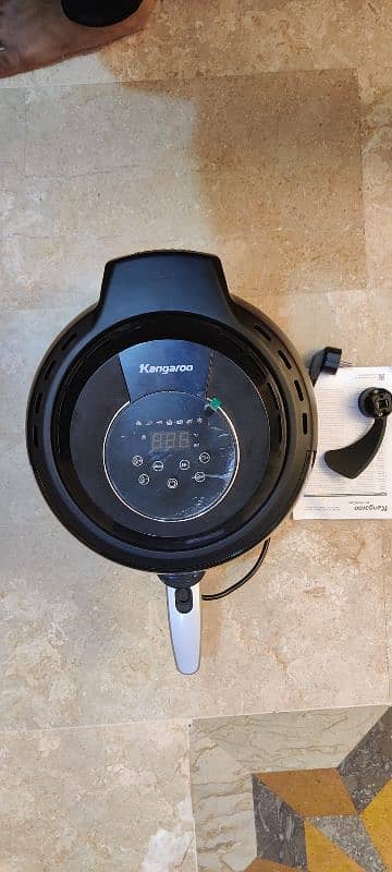 Kangaroo 6.5l AirFryer with Stirrring Paddle and Digital Display 4