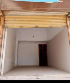 SHOP AVAILABLE FOR RENT AT PRIME LOCATED TARIQ ROAD KURTA GALI