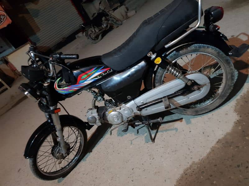 Super Star 70cc 2018 model Karachi number 6