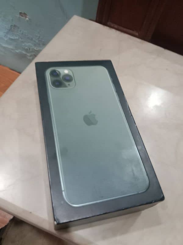 IPHONE 11PRO MAX 6