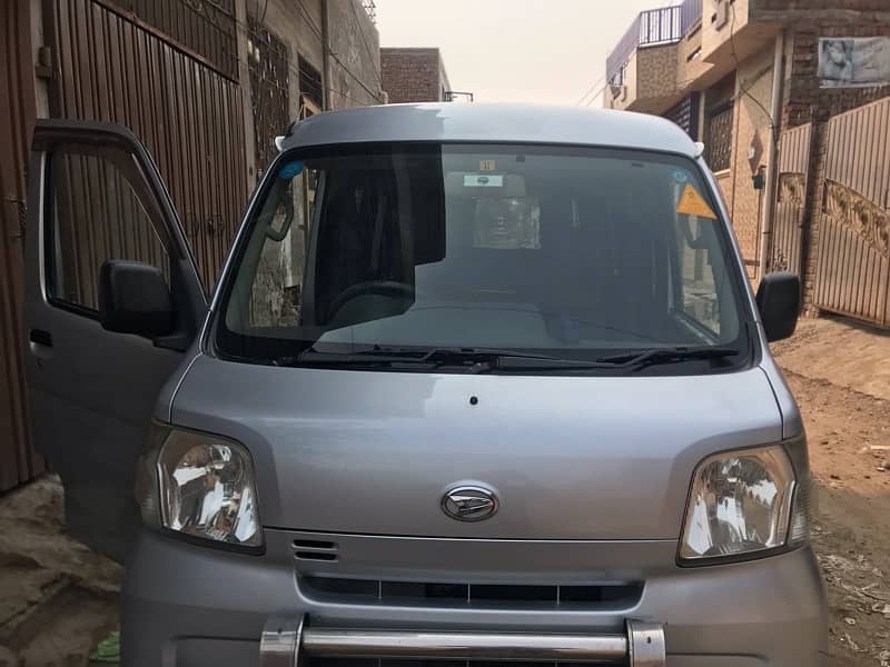 Daihatsu Hijet 2016 1