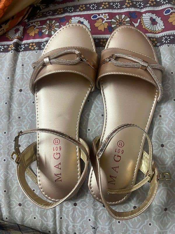 sandals for sale 0