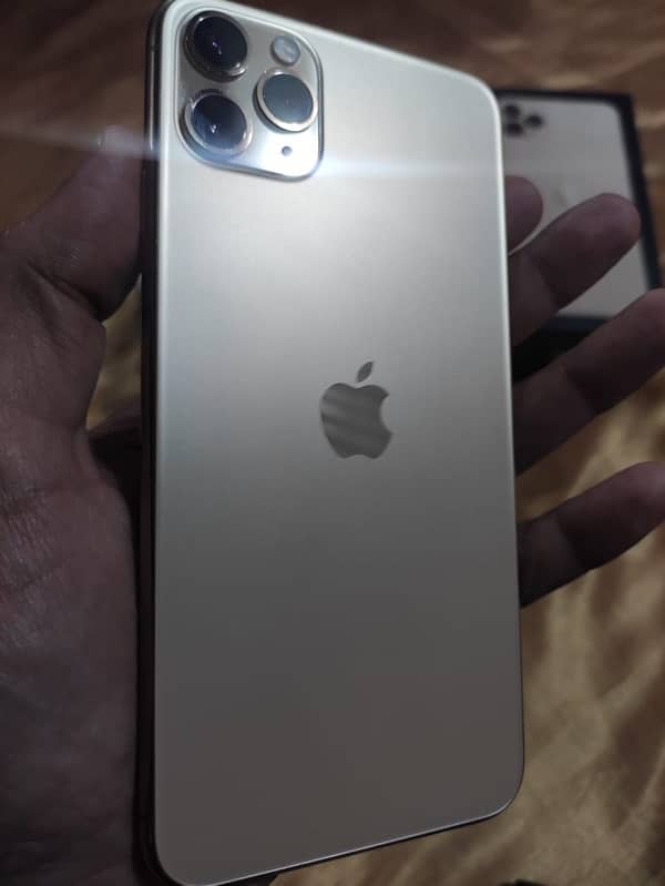 iphone 11 pro max 2