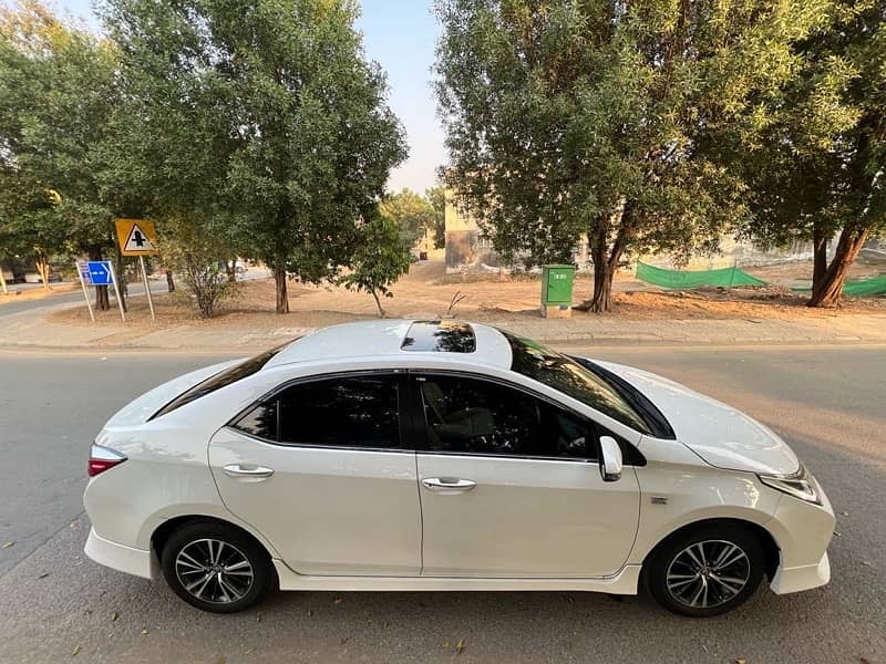 Toyota Corolla Altis 2019 3