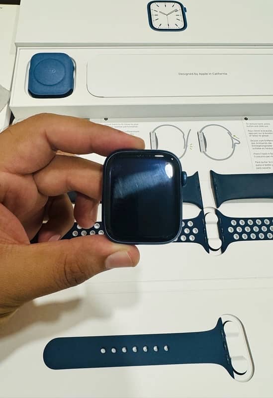 Apple Watch Series 7 45mm 4