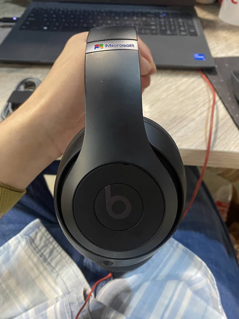 Beats Studio Pro #2 6