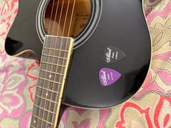 “BRANDED” Acoustic guitar tayste T-401BK new unused (Selling urgently)