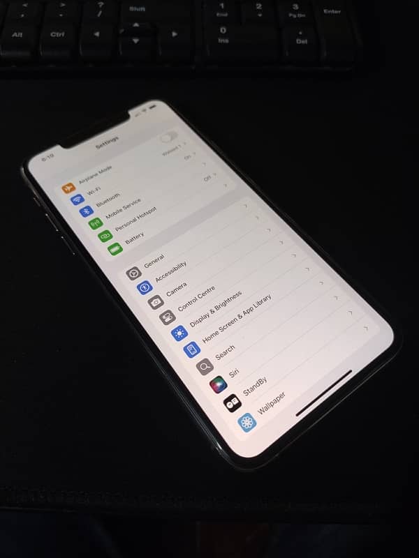 iphone 11 pro max Approved both Sim 4