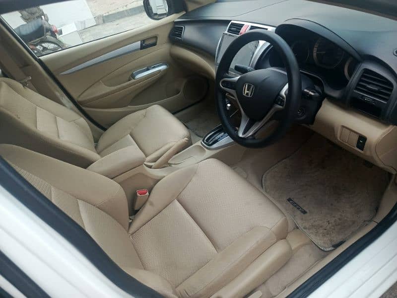 Honda City IVTEC 2020 Automatic 11