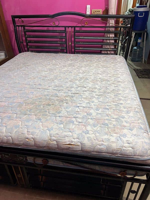 iron bed king size with spring mattress 1