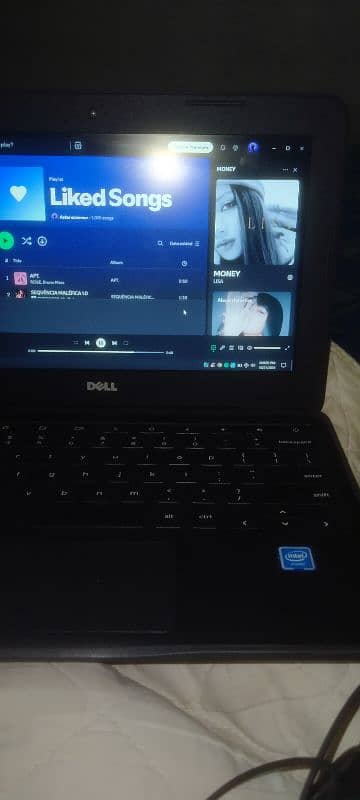 Dell Chromebook 11. Win 10 installed 6