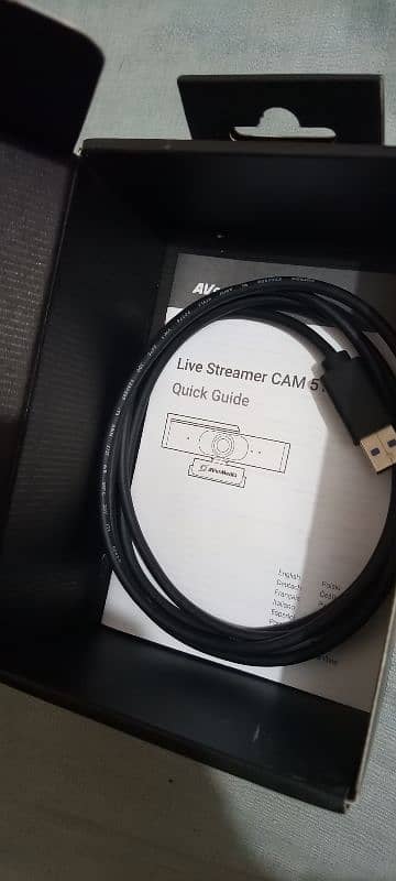 AVerMedia PW513 Live Streamer CAM - 4K Ultra HD Webcam with Microphone 4