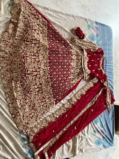 bridal Lehnga/برائیڈل لہنگا /برائیڈل جوتا