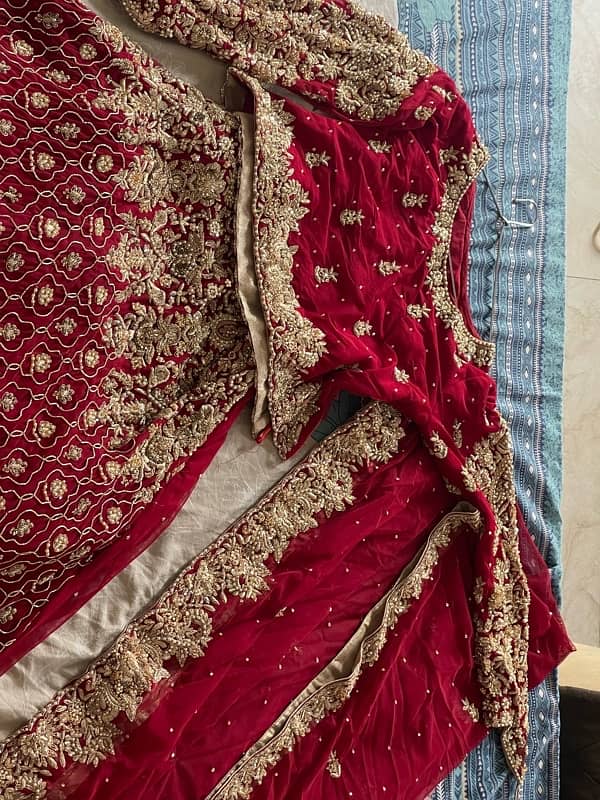 bridal Lehnga/برائیڈل لہنگا /برائیڈل جوتا 5