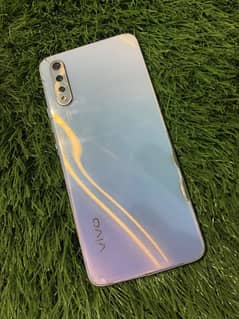 VIVO S1  4gb 128gb 0