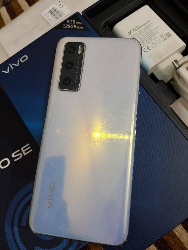 Vivo v20se 3