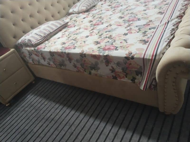 king size bed 7