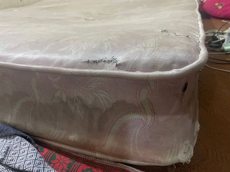 King Size 9 Inch Spring Double Mattress 4