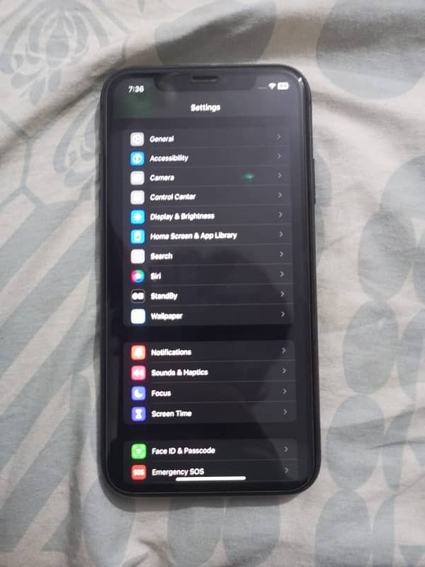 iphone 11 factory unlock 64Gb 2