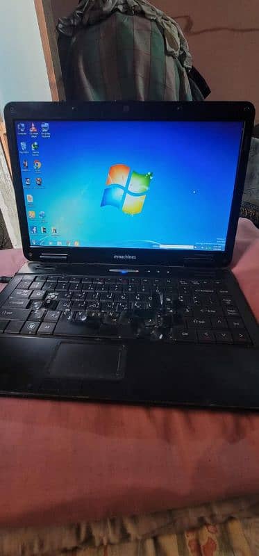 laptop URGENT SALE /. MOBILE EXCHANGE POISSBE 1