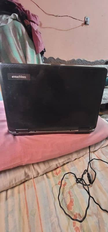 laptop URGENT SALE /. MOBILE EXCHANGE POISSBE 3