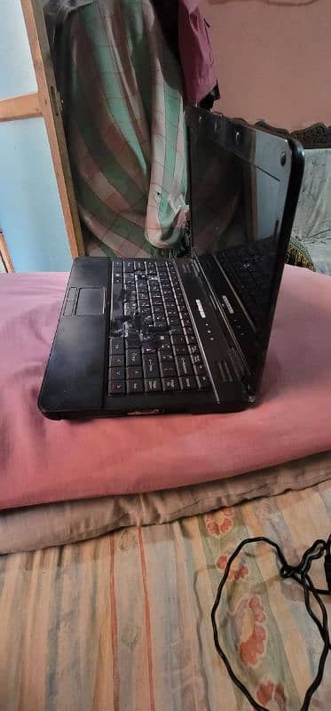 laptop URGENT SALE /. MOBILE EXCHANGE POISSBE 5