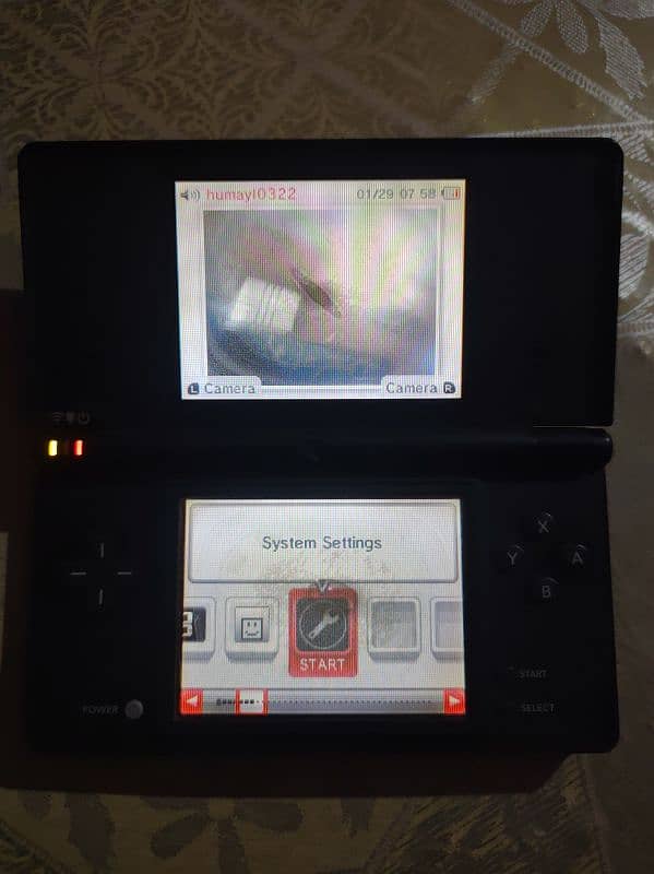 NINTENDO DSI WITH 3 GAMES SCREEN SPOT ALL Ok 2