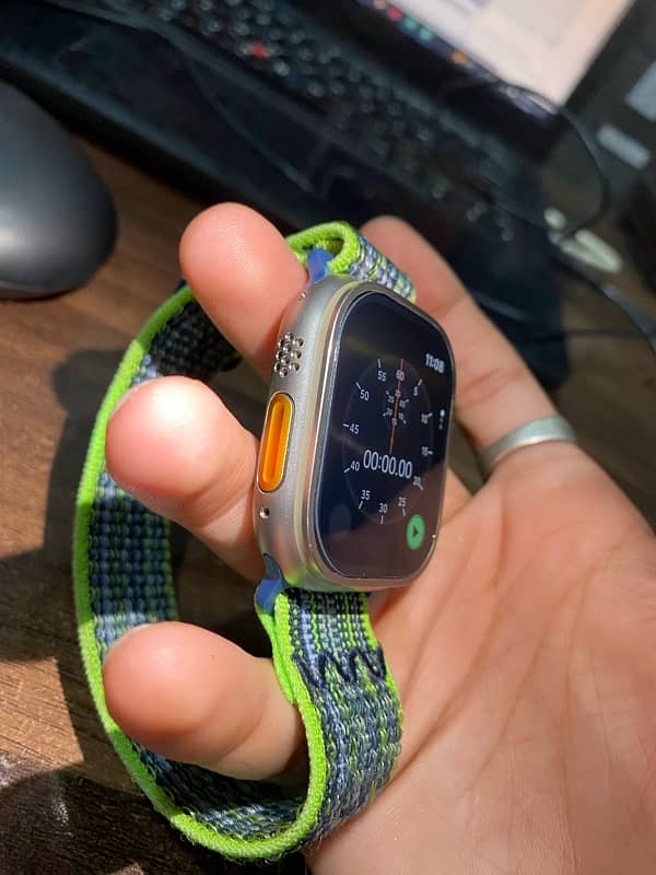 apple watch ultra series 1.10/10 3