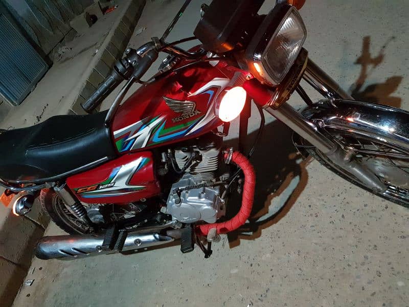 honda Cg 125cc 2023 05 month karachi number 2