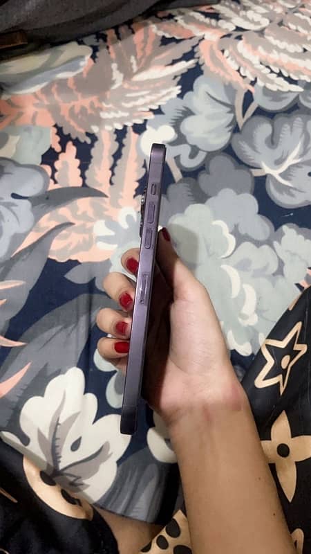 iphone 14 Pro max deep purple 1