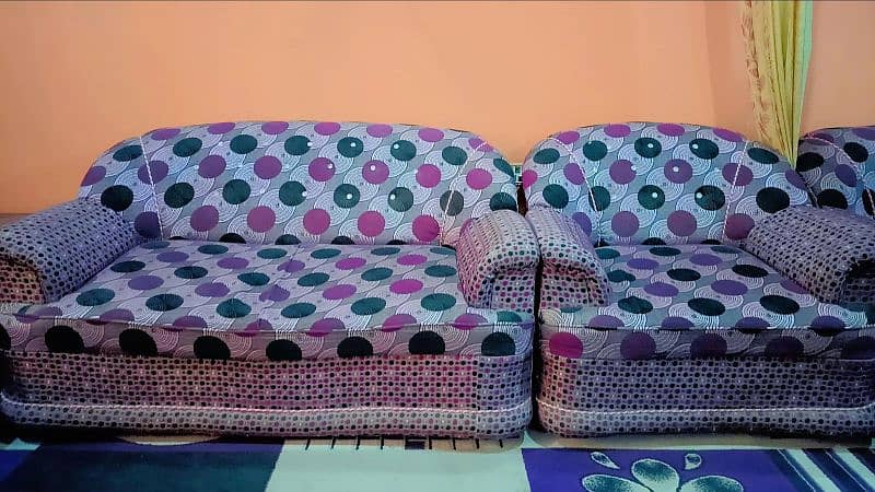 9 seater sofa set 1 years used 1