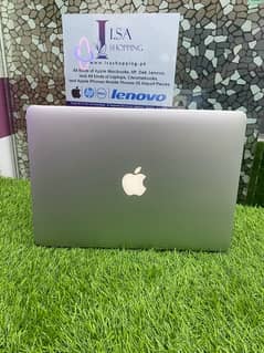 APPLE MACBOOK AIR 2015 i7 10/10 Us stock WhatsApp 03215984936