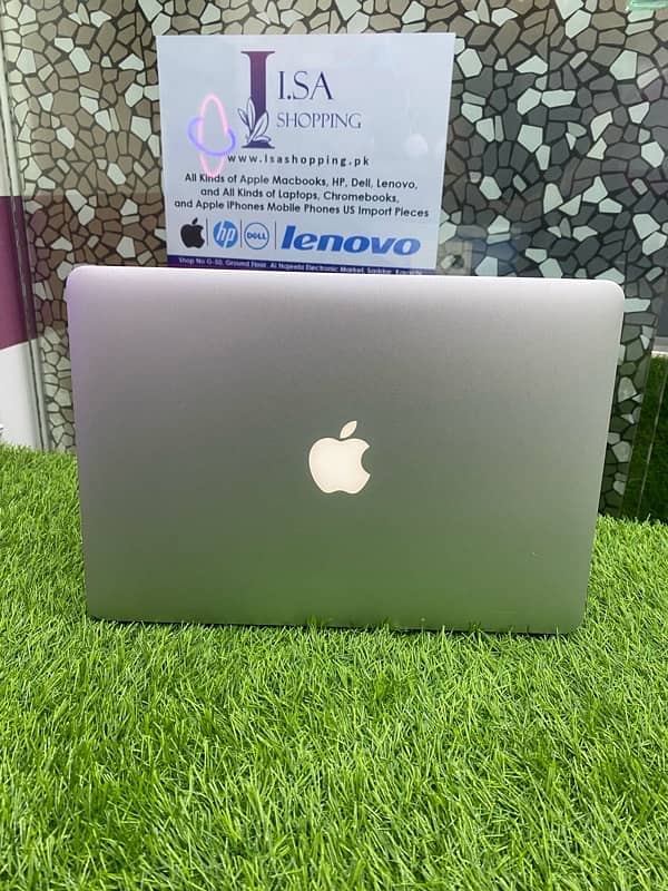 APPLE MACBOOK AIR 2015 i7 10/10 Us stock WhatsApp 03215984936 0