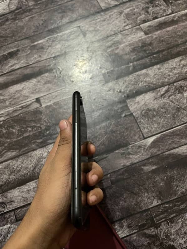 i phone xr 1