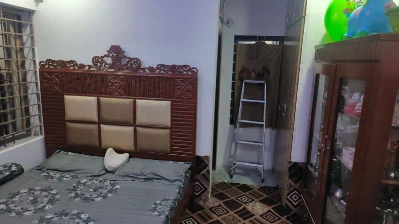 wooden bed with 2 side table q dressing table 1