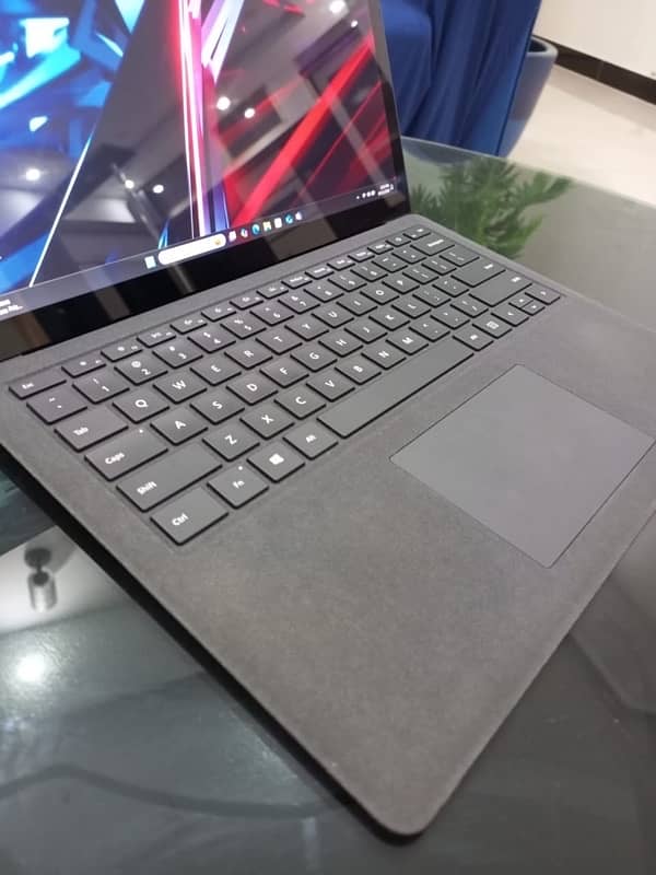 I7 microsoft surface laptop 2 | 16/512GB SSD | 8th Gen 1