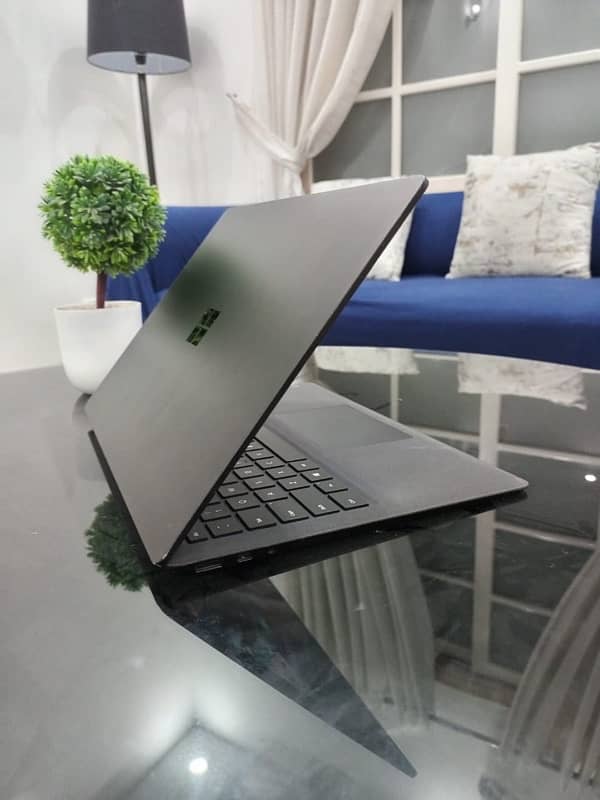 I7 microsoft surface laptop 2 | 16/512GB SSD | 8th Gen 6