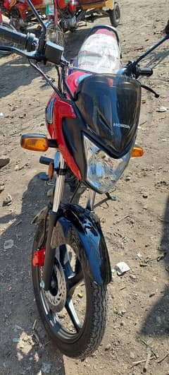 Honda CB 125F 2021 Total genion