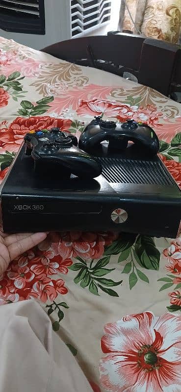 xbox 360 excellent condition 512gb 45 games 2