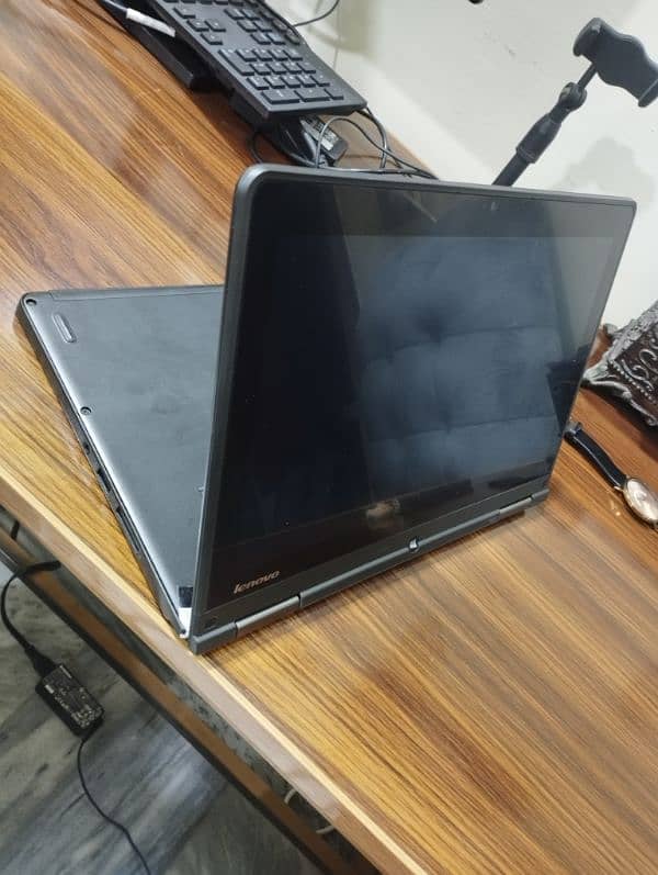 selling Lenovo Yoga Touch Screen laptop 4