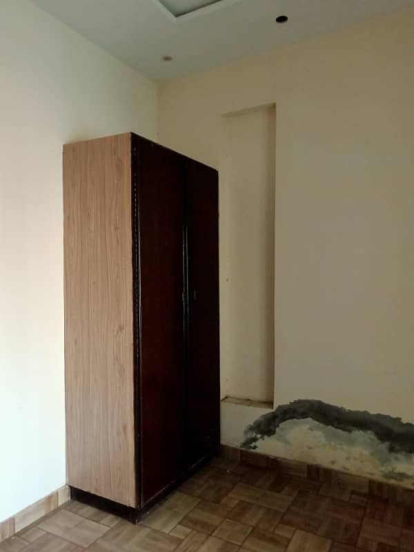 2.5 marla house for boys for rent in alfalah town near lums dha lhr 3