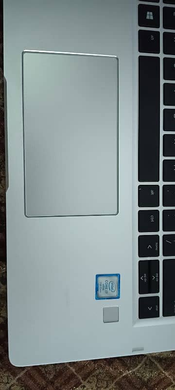 HP ELITEBOOK 6