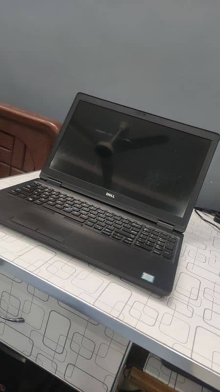 Dell precision 3520 with HQ processor 1