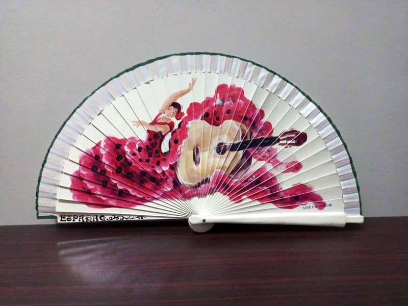 Vintage hand-painted folding fan - Wooden handfan - Spanish/Chinese 2