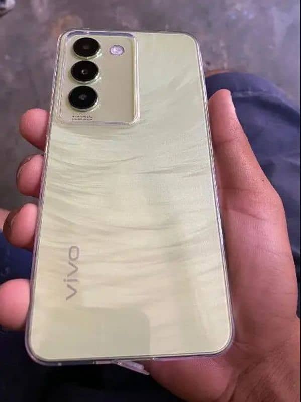 vivo y100 full box with 9 month wront 8+8 . . . 256 1