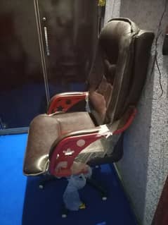 10/10 conidion offer Chair sale what's ap number O3288101737