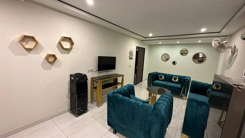 One bed Appartment Full Furnished For Rent Secter E BahriaTown Lahore 3