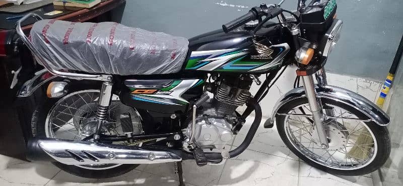 honda cg 125 2023 karachi number 2