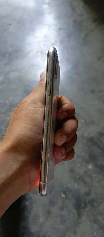 iphone x 10 by 9 256gb memory condition no any issue It's totally fine 4